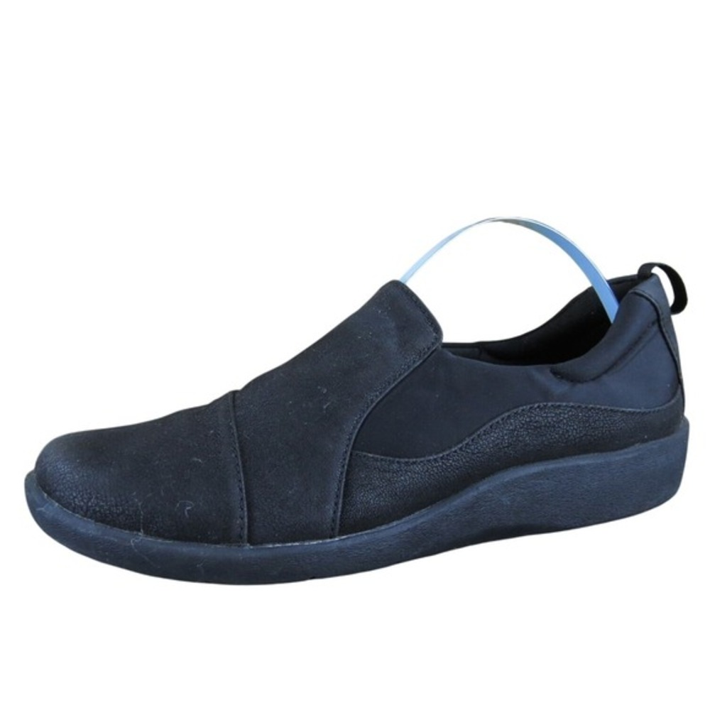 Clarks Women's Slip-On Black Fabric Sz 8 Medium Gently Used 2025